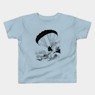 Flying above the Clouds - Paragliding Kids T-Shirt